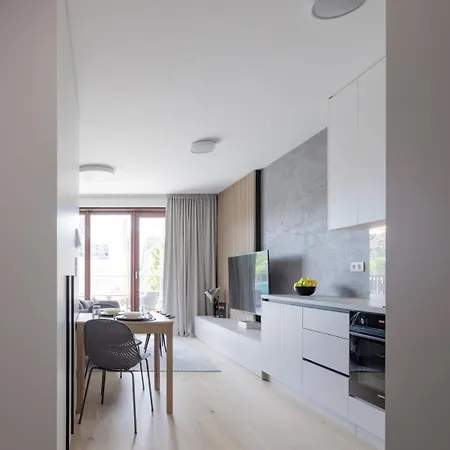 Zwirnovka-brand New With Free Parking Appartement