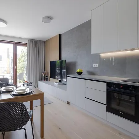 Zwirnovka-brand New With Free Parking Bratislava