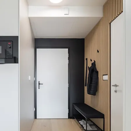 Zwirnovka-brand New With Free Parking Apartment *